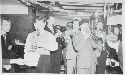 Mick Clift and band